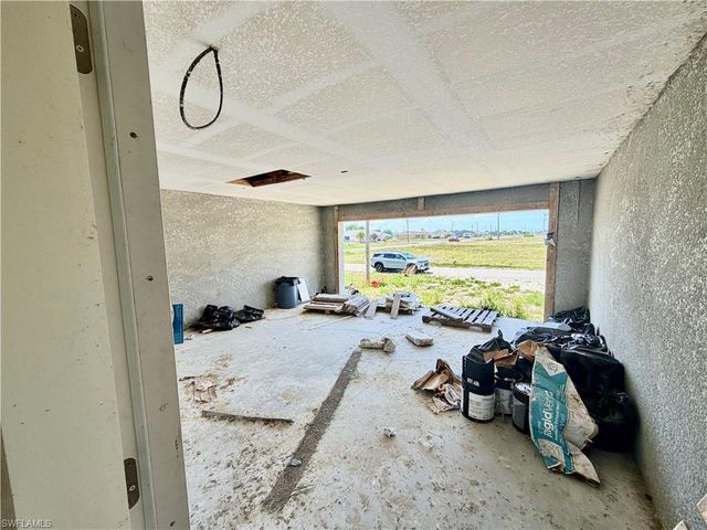 1123 NW 24th TER, Cape Coral, FL 33993