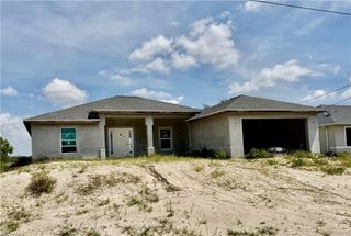1123 NW 24th TER, Cape Coral, FL 33993