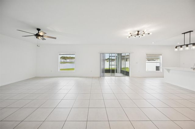 4295 Southern Vista Loop, St Cloud, FL 34772