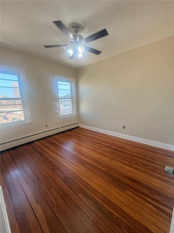 212 East Street, Pawtucket, RI 02860