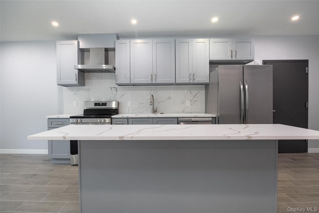 126 Innis Avenue 2-2, Poughkeepsie, NY 12601