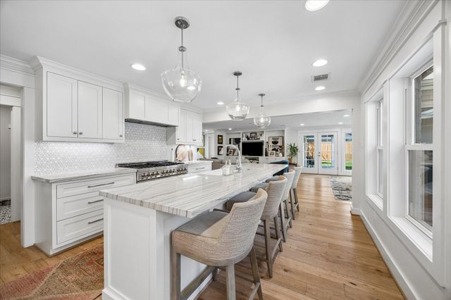 559 Rancho Bauer Drive, Houston, TX 77079