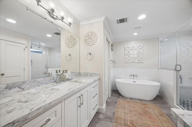 559 Rancho Bauer Drive, Houston, TX 77079