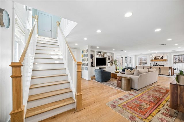 559 Rancho Bauer Drive, Houston, TX 77079