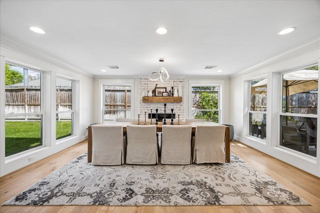 559 Rancho Bauer Drive, Houston, TX 77079