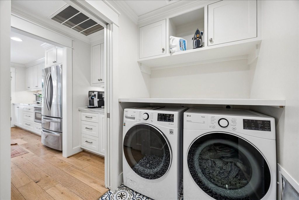 Image 27 of property listing at 559 Rancho Bauer Drive, Houston, TX 77079