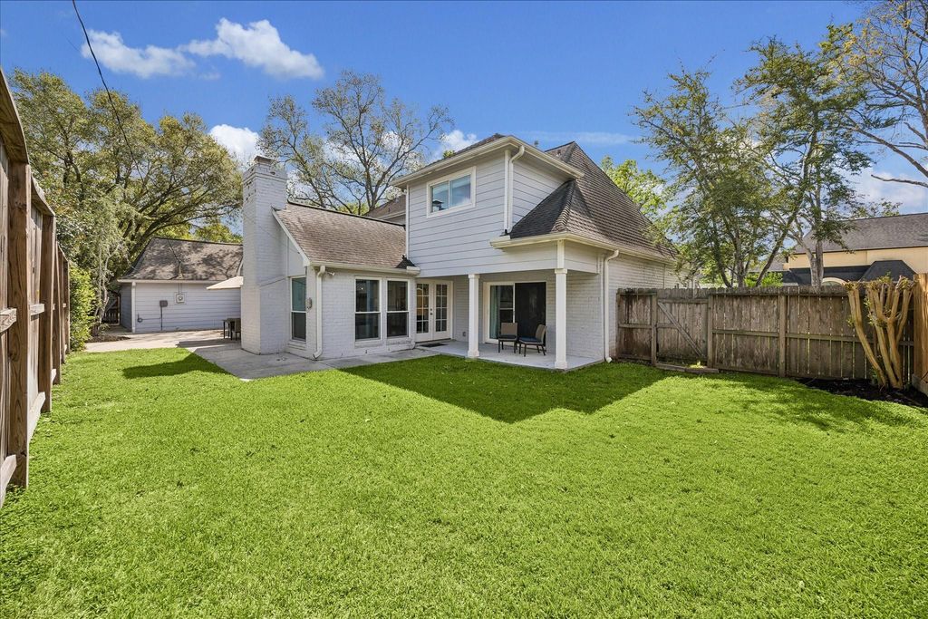 Image 29 of property listing at 559 Rancho Bauer Drive, Houston, TX 77079
