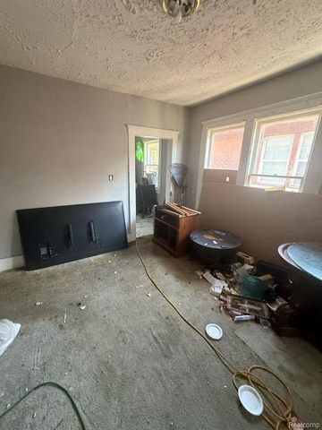 3772 Pingree Street, Detroit, MI 48206