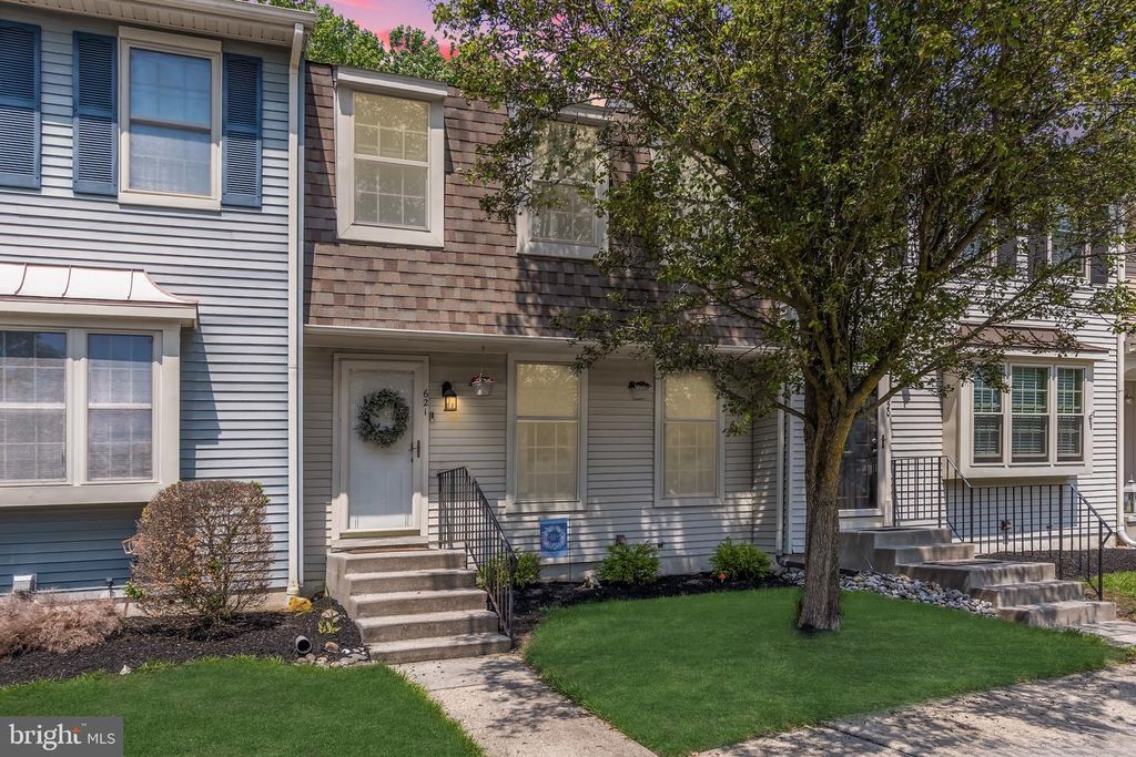 621 FOXTON CT, West Deptford, NJ 08051