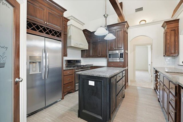 1408 Knight Avenue, Wolfforth, TX 79382