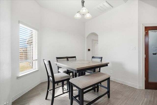 1408 Knight Avenue, Wolfforth, TX 79382