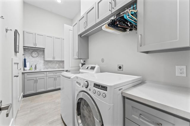 4927 Jason Street, Houston, TX 77096