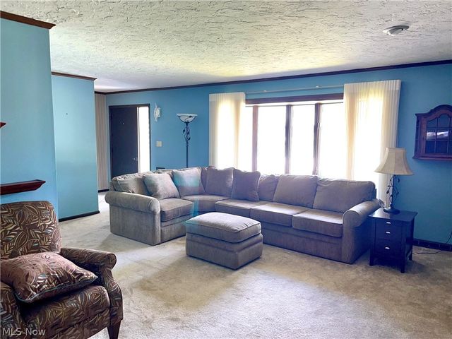 7280 Lancelot Drive, Parma, OH 44134
