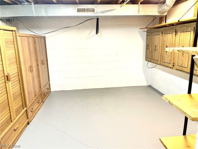 7280 Lancelot Drive, Parma, OH 44134