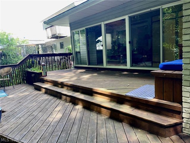 7280 Lancelot Drive, Parma, OH 44134