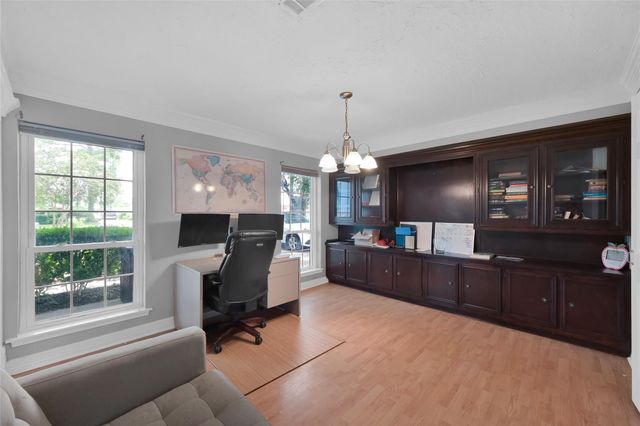 7403 Theisswood Road, Spring, TX 77379