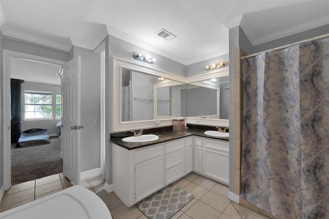 7403 Theisswood Road, Spring, TX 77379