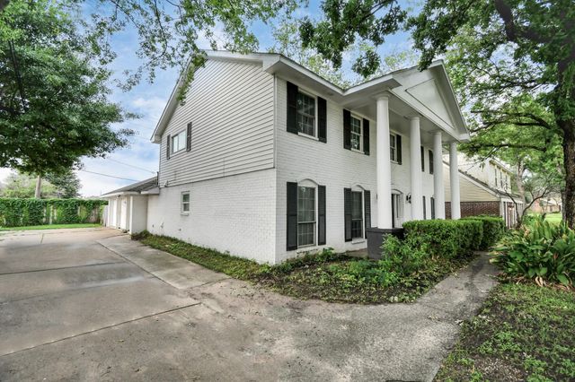 7403 Theisswood Road, Spring, TX 77379