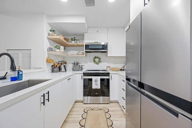 2157 Champions Way 2157, North Lauderdale, FL 33068