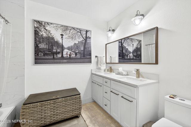 1800 THE GREENS Way 110, Jacksonville Beach, FL 32250