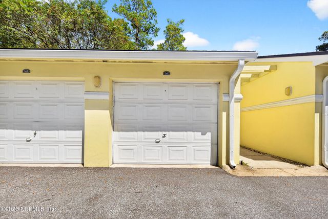 1800 THE GREENS Way 110, Jacksonville Beach, FL 32250