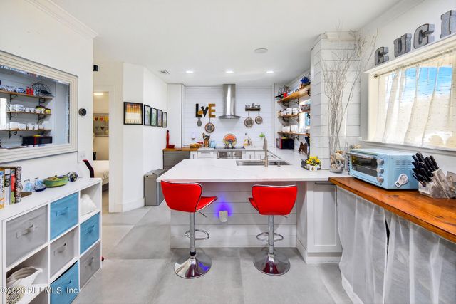 1800 THE GREENS Way 110, Jacksonville Beach, FL 32250