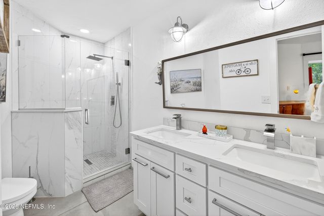 1800 THE GREENS Way 110, Jacksonville Beach, FL 32250