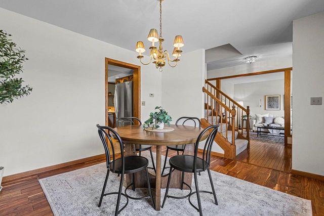 1012 PENDLETON ROAD, Neenah, WI 54956