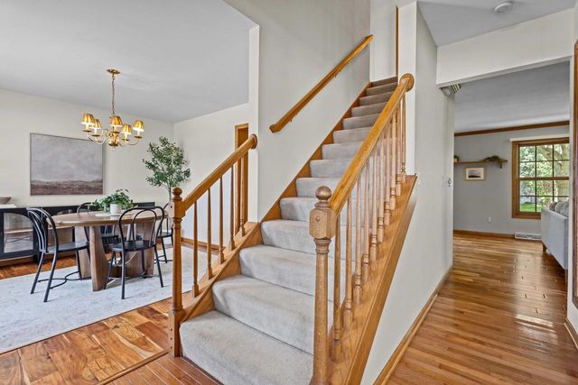 1012 PENDLETON ROAD, Neenah, WI 54956