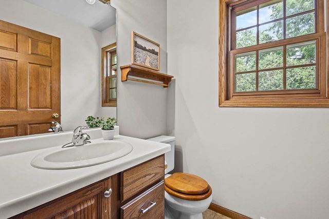 1012 PENDLETON ROAD, Neenah, WI 54956