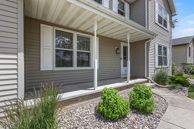1012 PENDLETON ROAD, Neenah, WI 54956