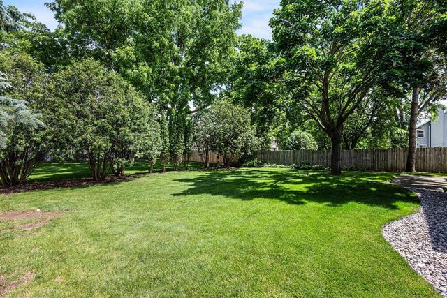 1012 PENDLETON ROAD, Neenah, WI 54956