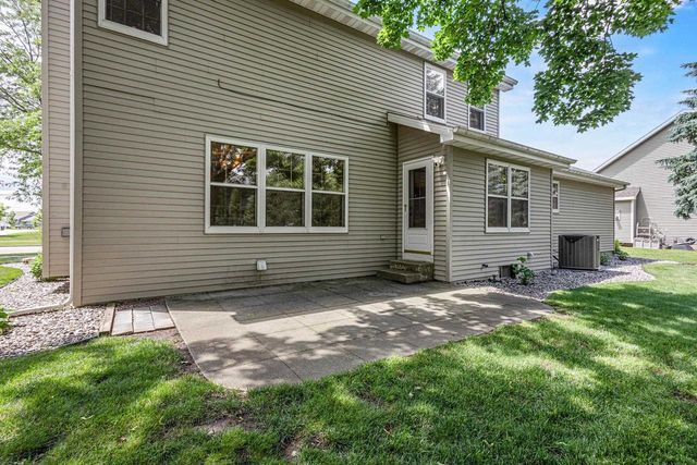 1012 PENDLETON ROAD, Neenah, WI 54956