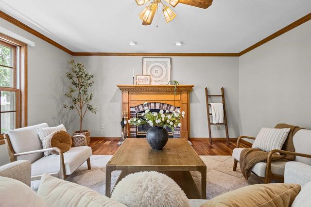1012 PENDLETON ROAD, Neenah, WI 54956
