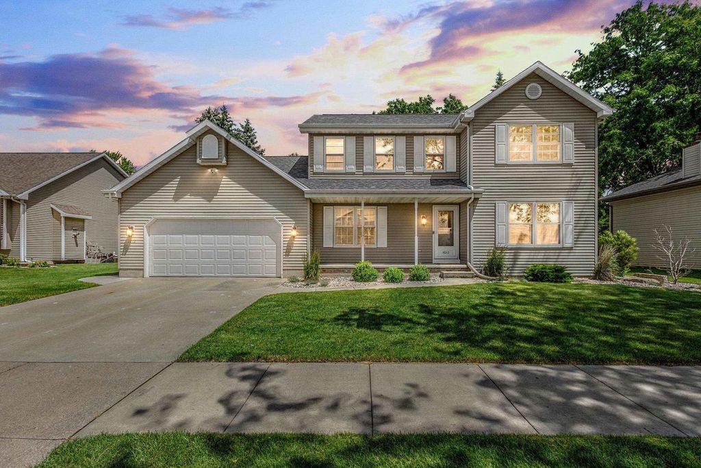 1012 PENDLETON ROAD, Neenah, WI 54956