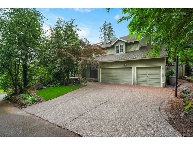 6523 Sw MOONSHADOW Ct, Portland, OR 97223