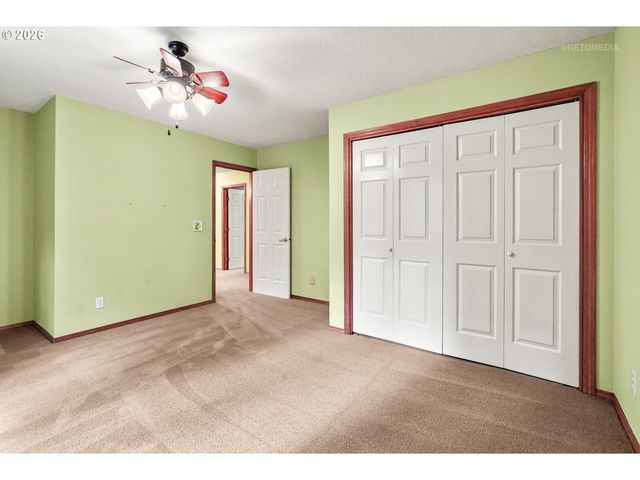 6523 Sw MOONSHADOW Ct, Portland, OR 97223