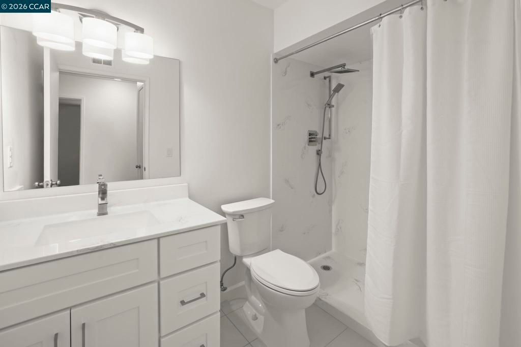 Image 10 of property listing at 1168 Leisure Ln 1, Walnut Creek, CA 94595