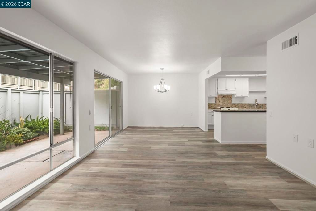 Image 15 of property listing at 1168 Leisure Ln 1, Walnut Creek, CA 94595