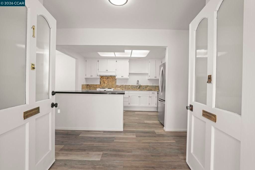 Image 2 of property listing at 1168 Leisure Ln 1, Walnut Creek, CA 94595