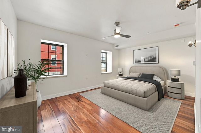 1300 S 6TH ST, Philadelphia, PA 19147