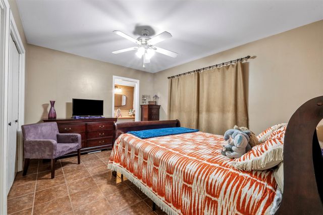 1007 Windswept Drive, Conroe, TX 77301