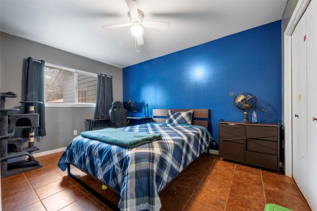 1007 Windswept Drive, Conroe, TX 77301