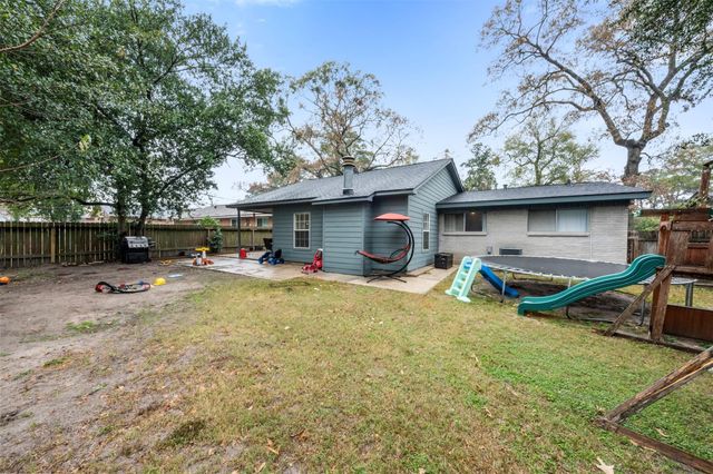 1007 Windswept Drive, Conroe, TX 77301