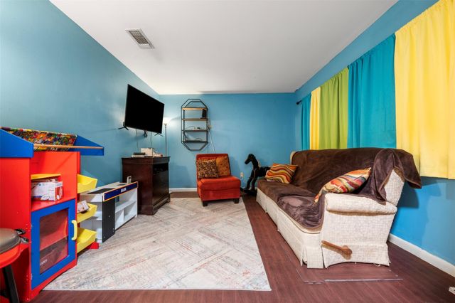 1007 Windswept Drive, Conroe, TX 77301