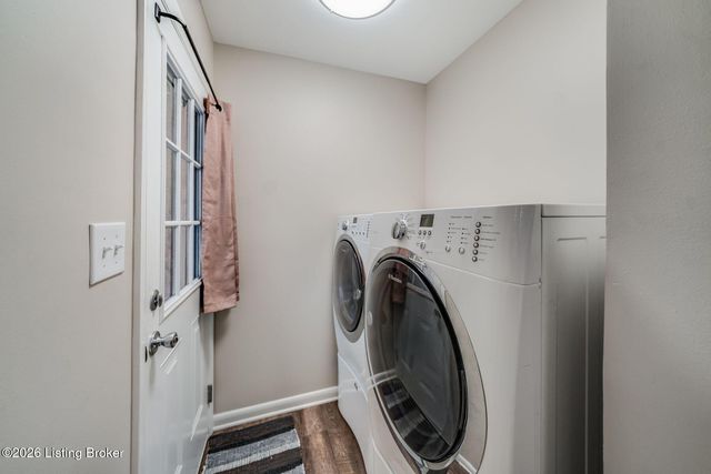 10109 Merioneth Dr, Jeffersontown, KY 40299