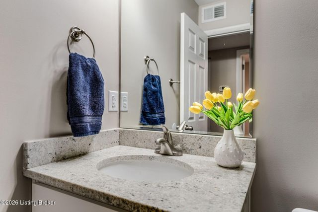 10109 Merioneth Dr, Jeffersontown, KY 40299