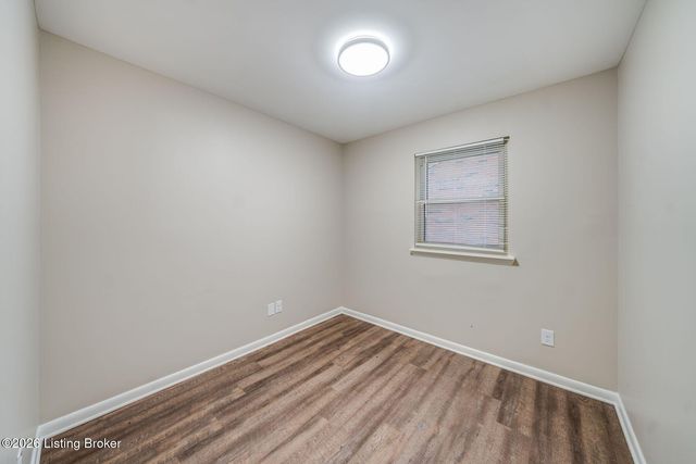 10109 Merioneth Dr, Jeffersontown, KY 40299