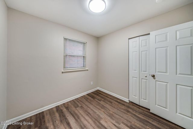 10109 Merioneth Dr, Jeffersontown, KY 40299