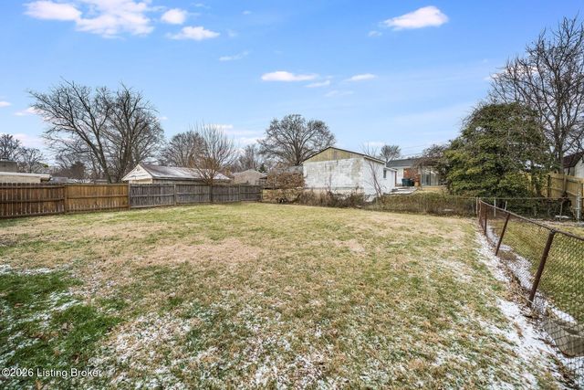 10109 Merioneth Dr, Jeffersontown, KY 40299